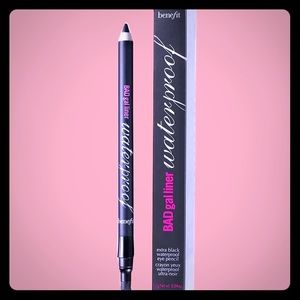Extra Black BAD Gal Benefit Eyeliner